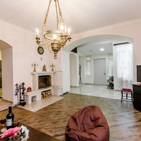 Comfortable House On Marjanishvili Tbiliszi Kültér fotó
