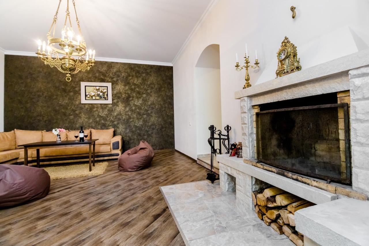 Comfortable House On Marjanishvili Tbiliszi Kültér fotó
